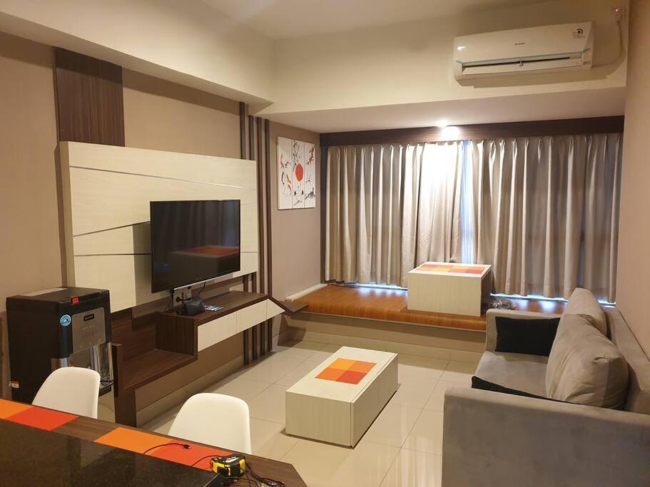 Cozy Room In Orange County Suite-Apartment In Lippo-Cikarang Cbd Eksteriør billede